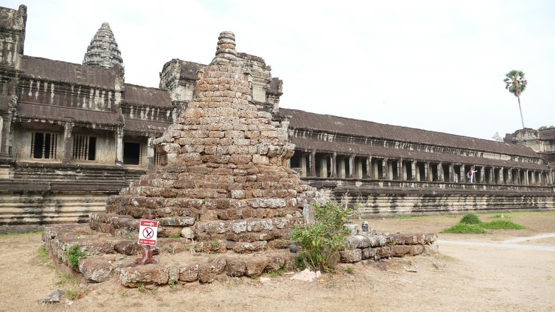 Angkor Wat – Stupa im Ostbereich (lt. Google: Chey Non Stupa)