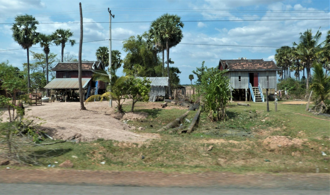 Bauernhäuser an der Straße zum Trapeang Roun Tempel (BS) 