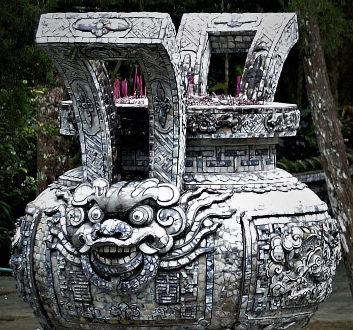 Bild 3.2: Tu Hieu Pagoda (Ausschnitt von Bild 3.1)
