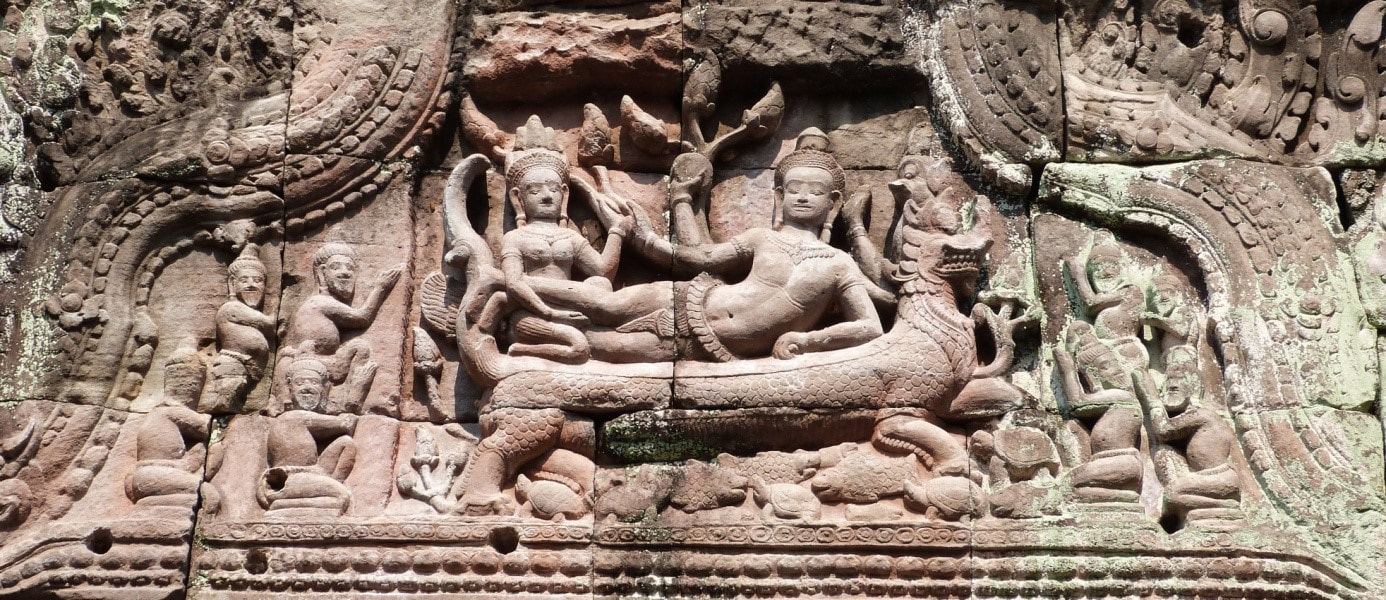 Kambodscha Angkorgebiet: Tympanon VISHNU auf SHESHA. Preah Khan Tempel (spätes 12. Jh.)