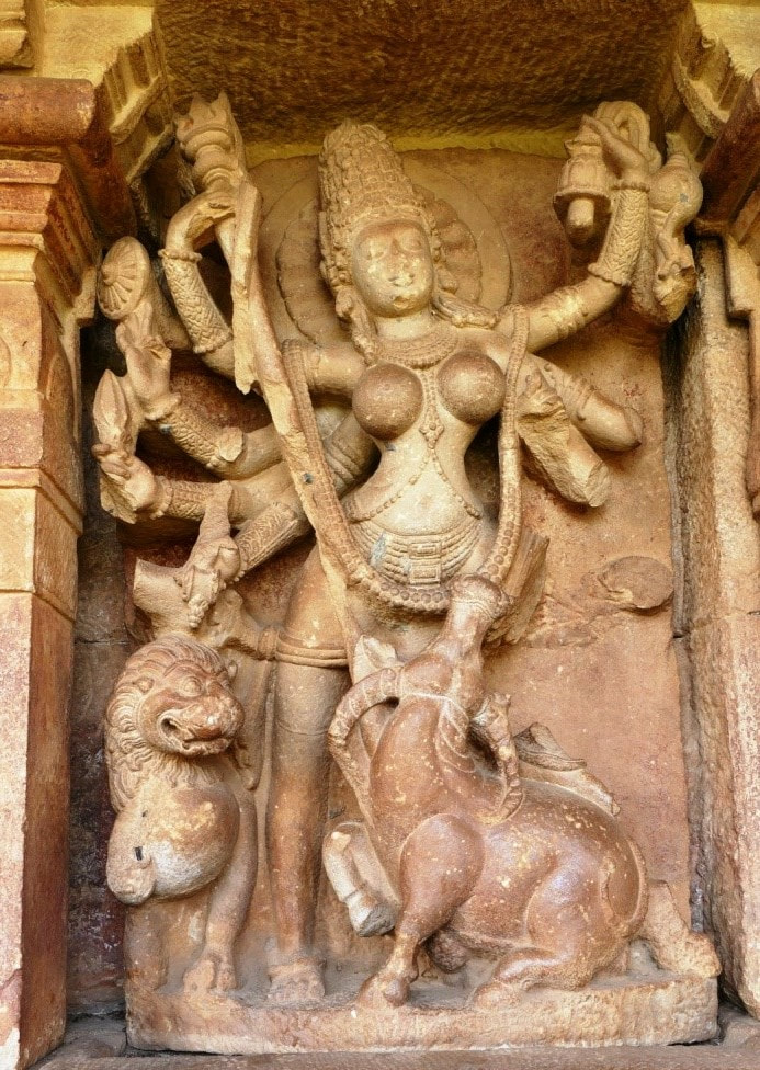 Bild 6: Mahishasuramardini – DURGA, Aihole Durga Tempel
