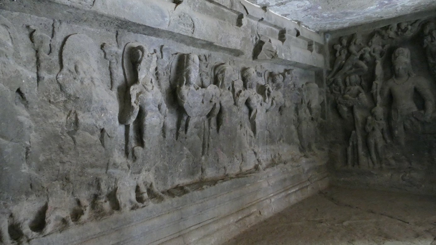 Bild 28: SAPTA MATRIKA – Elephanta Haupthöhle, Raum neben dem Ostschrein