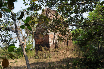 leak neang angkor cambodia temples