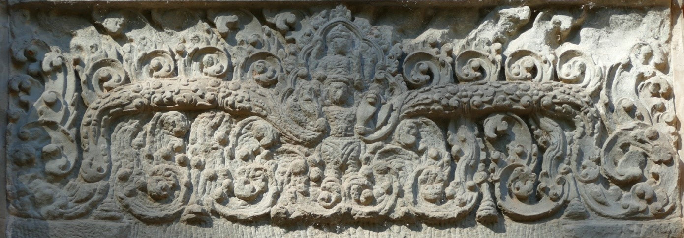 Bild 15: Vishnu auf Garuda – Prasat Kravan (Angkor-Region) 