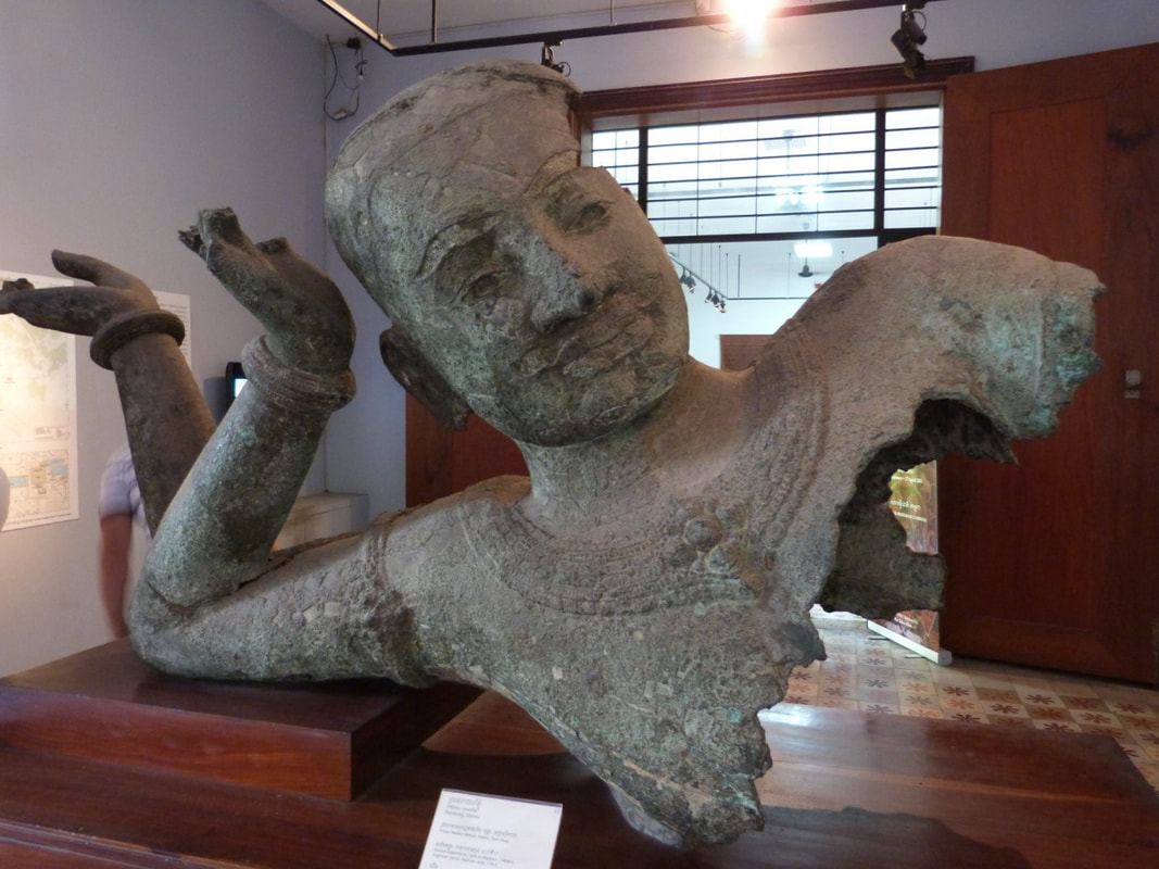 National Museum Phnom Penh – Bronze Statue Vishnu vom West Mebon in Angkor