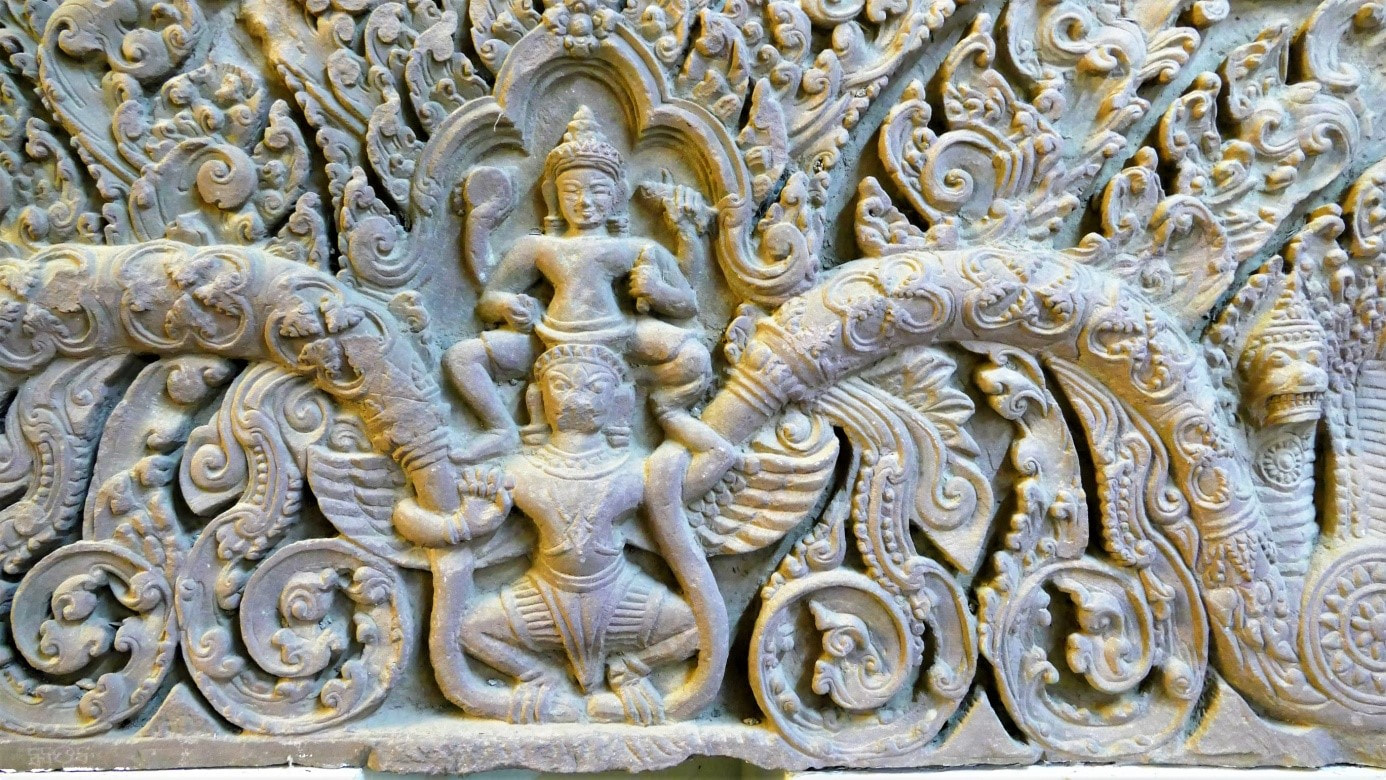 Banteay Meanchey Provincial Museum – Prachtvoller Lintel: Vishnu auf Garuda 