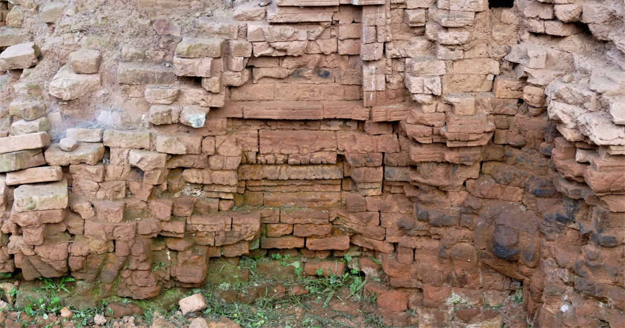 Image 7.5: Temple F2 – lower wall area