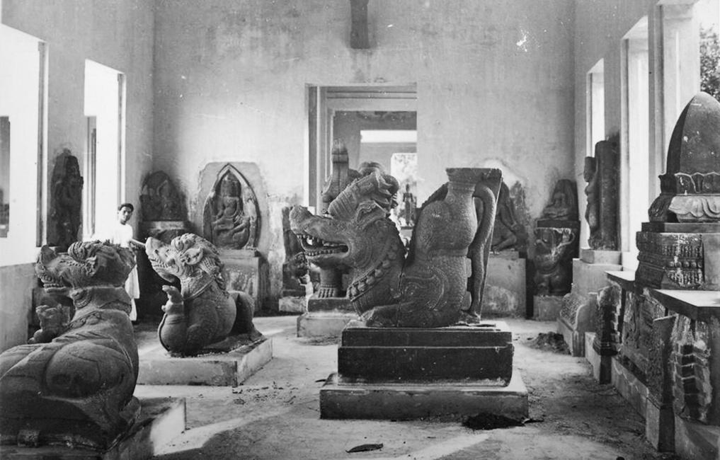 Thap Mam-Sammlung, abgestellt während der Renovierung des Hauses 1935 