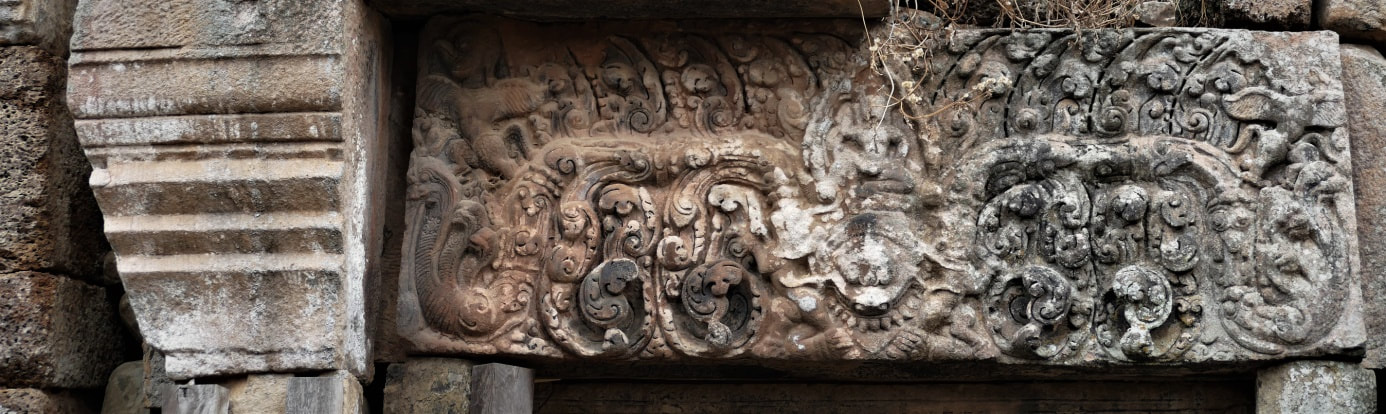 Bild 16.3: West-Gopuram, Türsturz