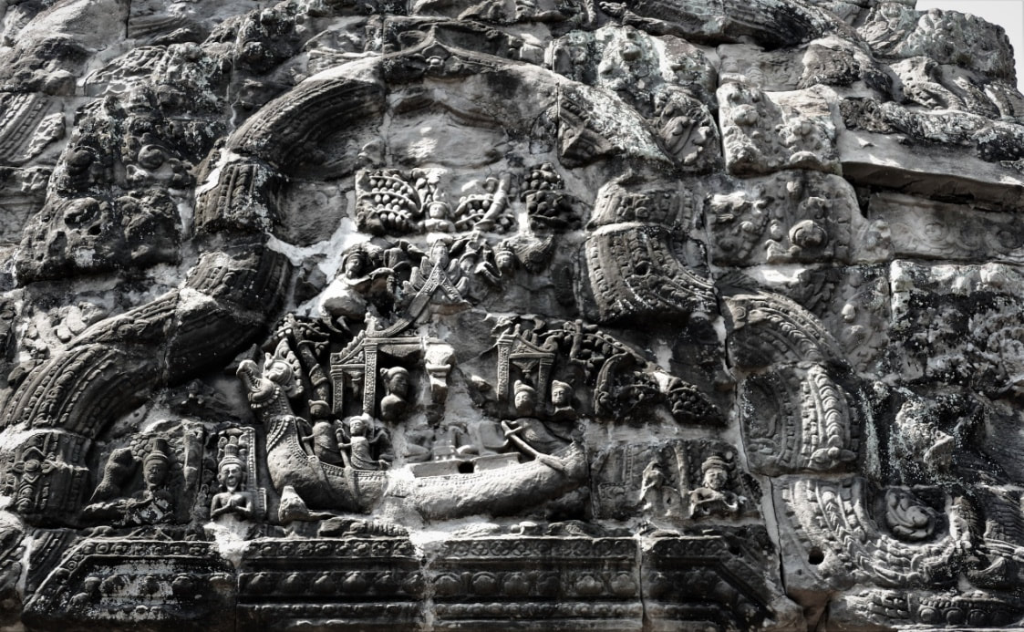 Bild 2.1: Preah Khan Tempel – Tympanum Gopuram West Mauerring I