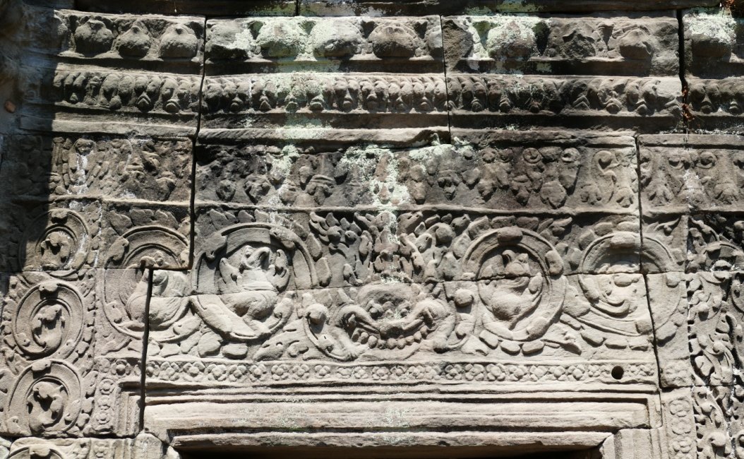 Bild 5.2: Preah Khan Tempel – Wandekoration mit Kala und Hamsas