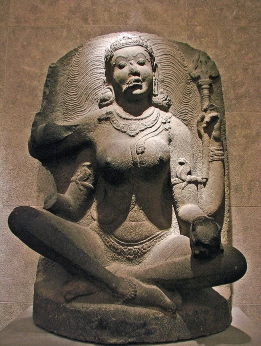 Bild 18: Statue der Matrika Maheshvari (Musée Guimet Paris)