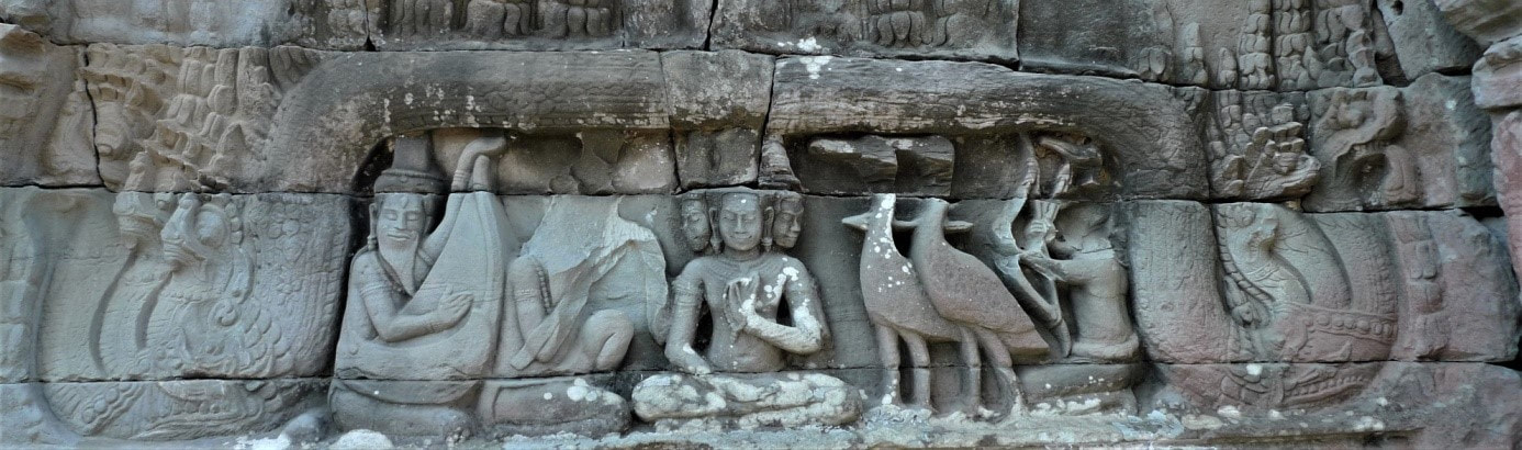 Bild 14.1.: Banteay Chhmar Tempel, Türsturz im inneren Tempelbereich
