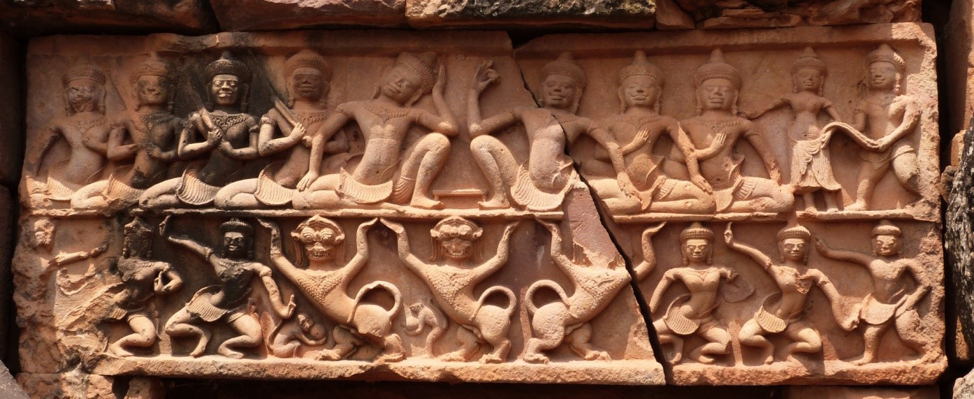 Pacheesi and Endless Sari carving at West Prasat Sneung