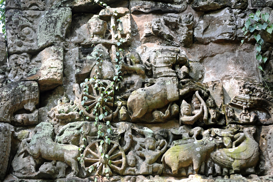 Krishna in combat against demons at Southern Gopuram III