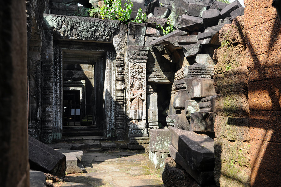 ancestor spirit temple in the south of Preah Khan