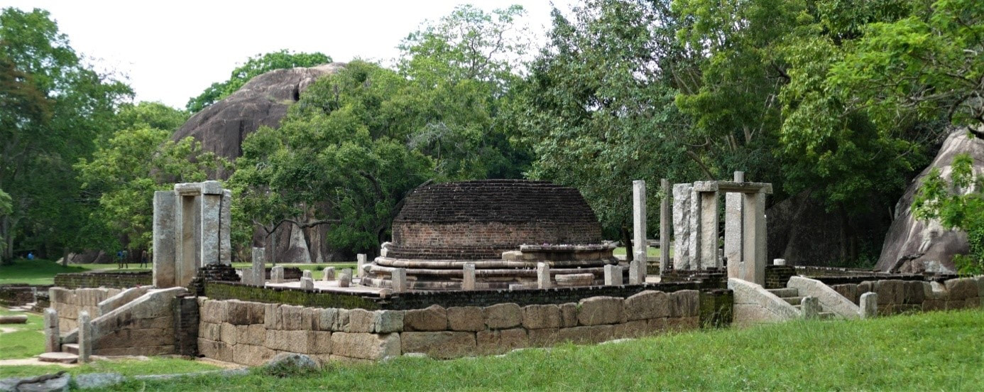 Haththikuchchi Viharaya – Stupa (Vatadage)