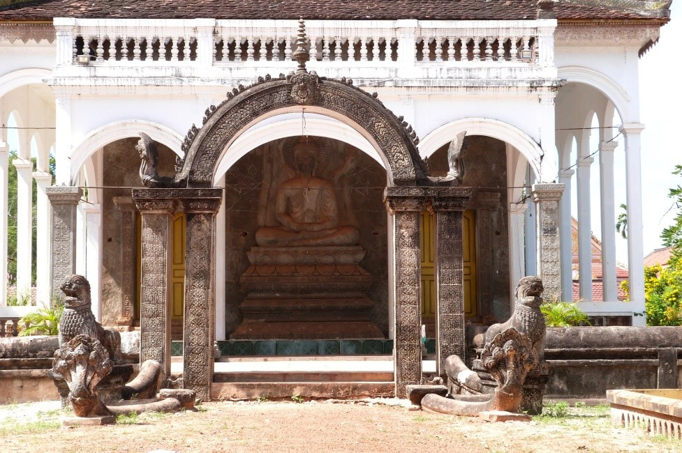 Lorm Brolerng Pagoda – Eingang (Vorbau) zur Tempelhalle