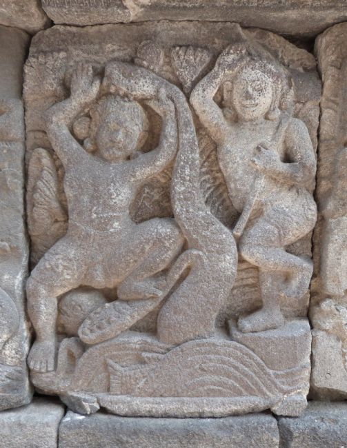 Bild 7: Prambanan Tempel auf Java Krishna-Kaliya-Relief